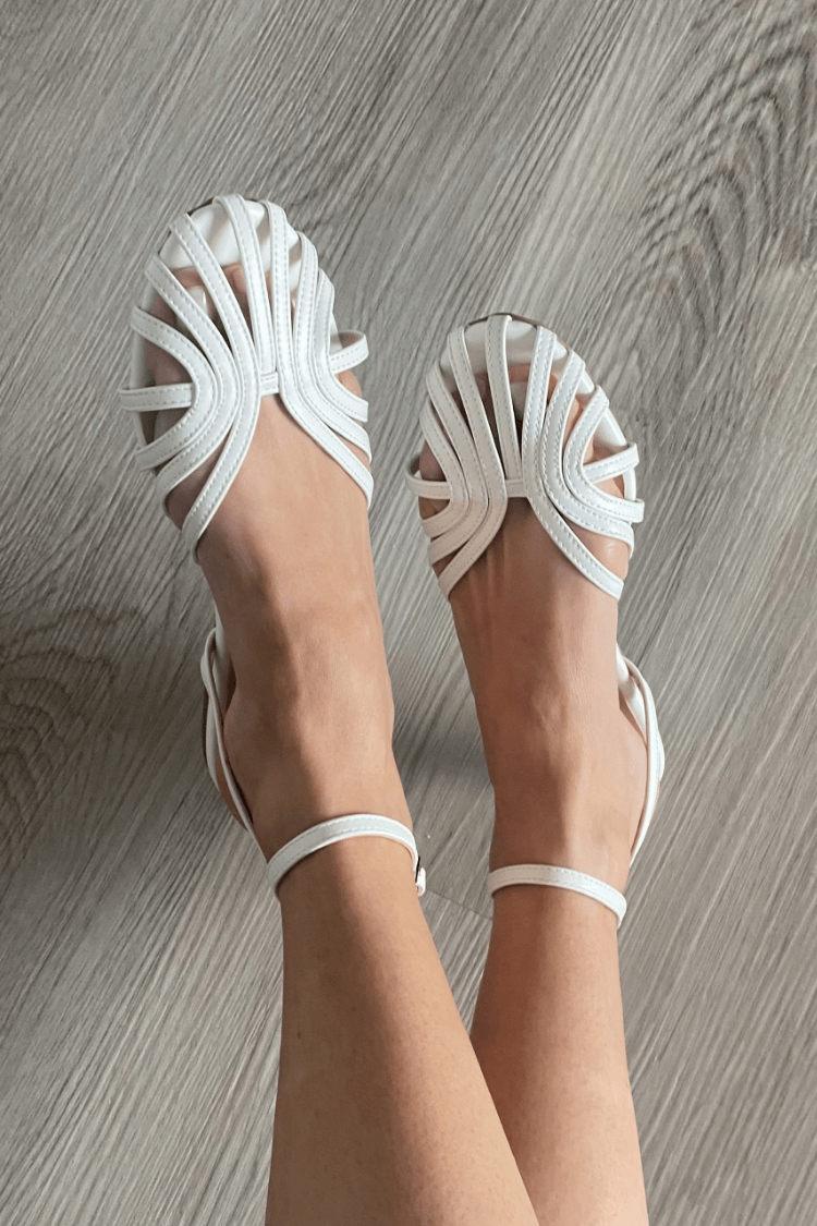 Sandalia Innocenza · Blanco — 2